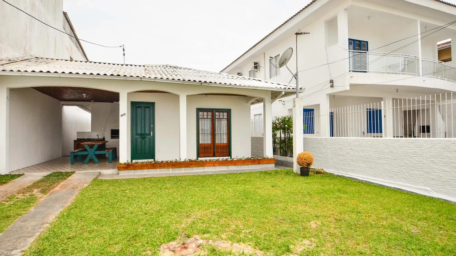 Villa Recanto Manezinho: Frente Mar, Pontadascanas N1793 Florianópolis Brésil