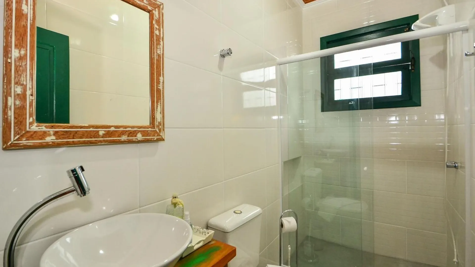Villa Recanto Manezinho: Frente Mar, Pontadascanas N1793 Florianópolis